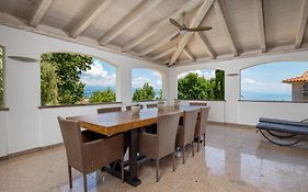 Villa The Nest